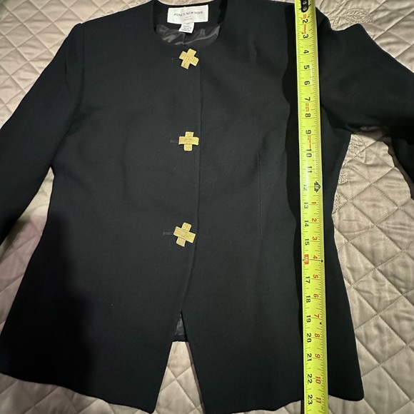 Vintage Jones New York Women’s Size 12P Skirt Suit Worsted Wool 2-piece jacket - Picture 9 of 10